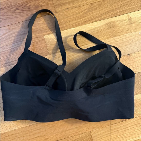 Athleta Ritual Adjustable Bra - Picture 6 of 7